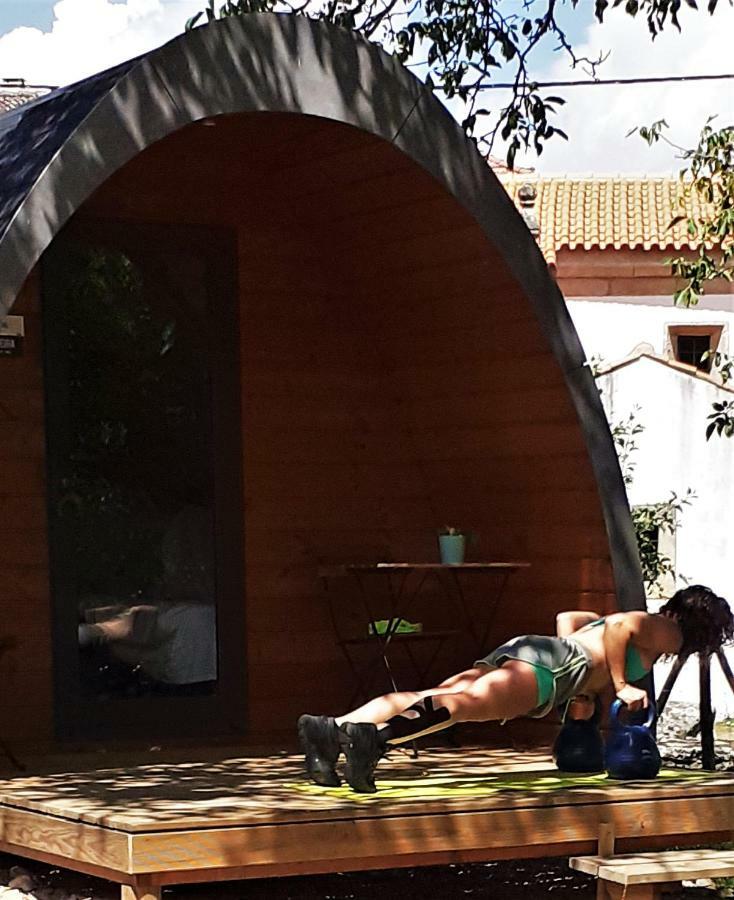 Glamping Hills Hotel Santa Comba de Rossas ภายนอก รูปภาพ